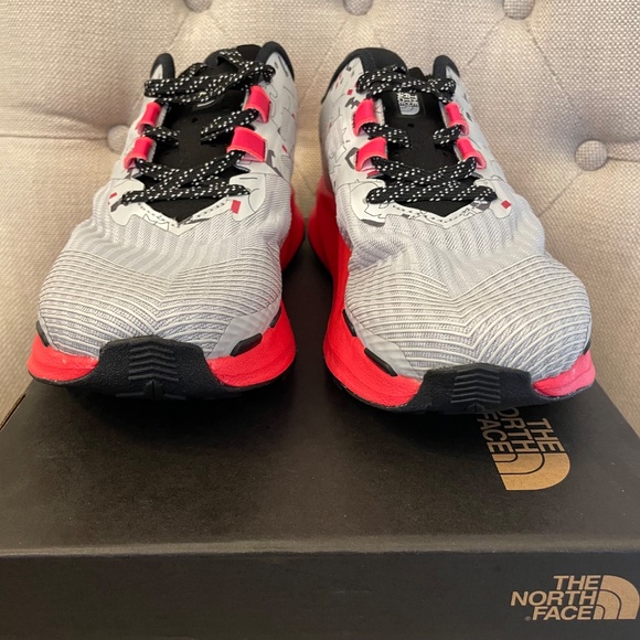 THE NORTH FACE Size 8.5 Women’s Vectiv Eminus Trail Running Shoes NEW - Picture 2 of 10